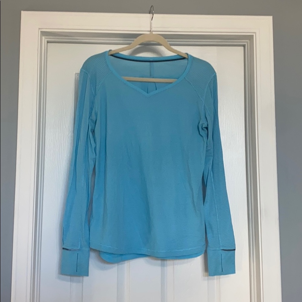 LuLuLemon long sleeved top